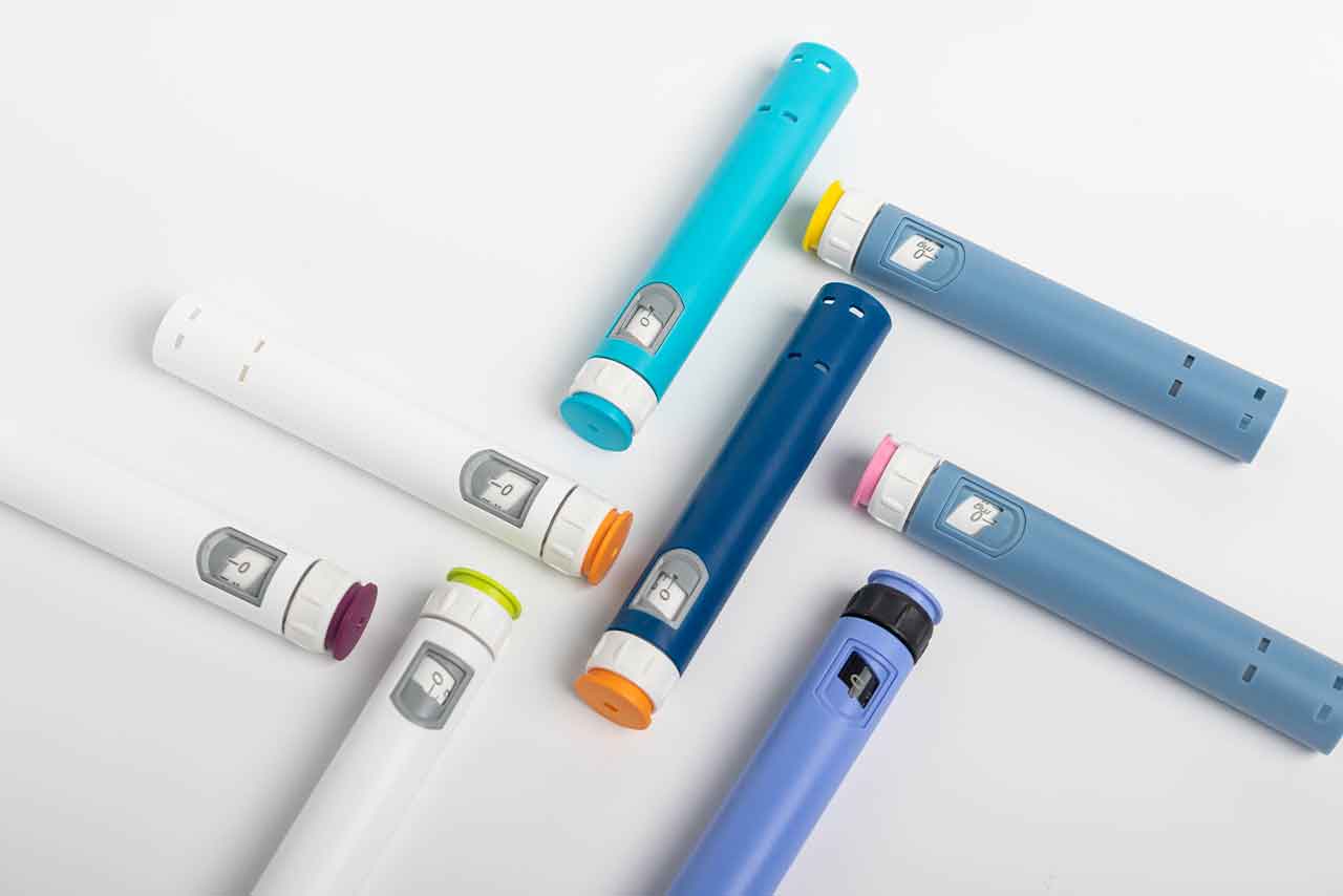 Regulate the use of insulin injection pen to inject insulin, which will stabilize blood glucose